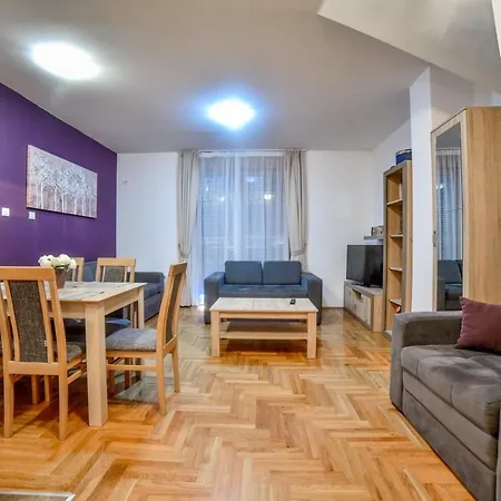 Ambasador Apartament *